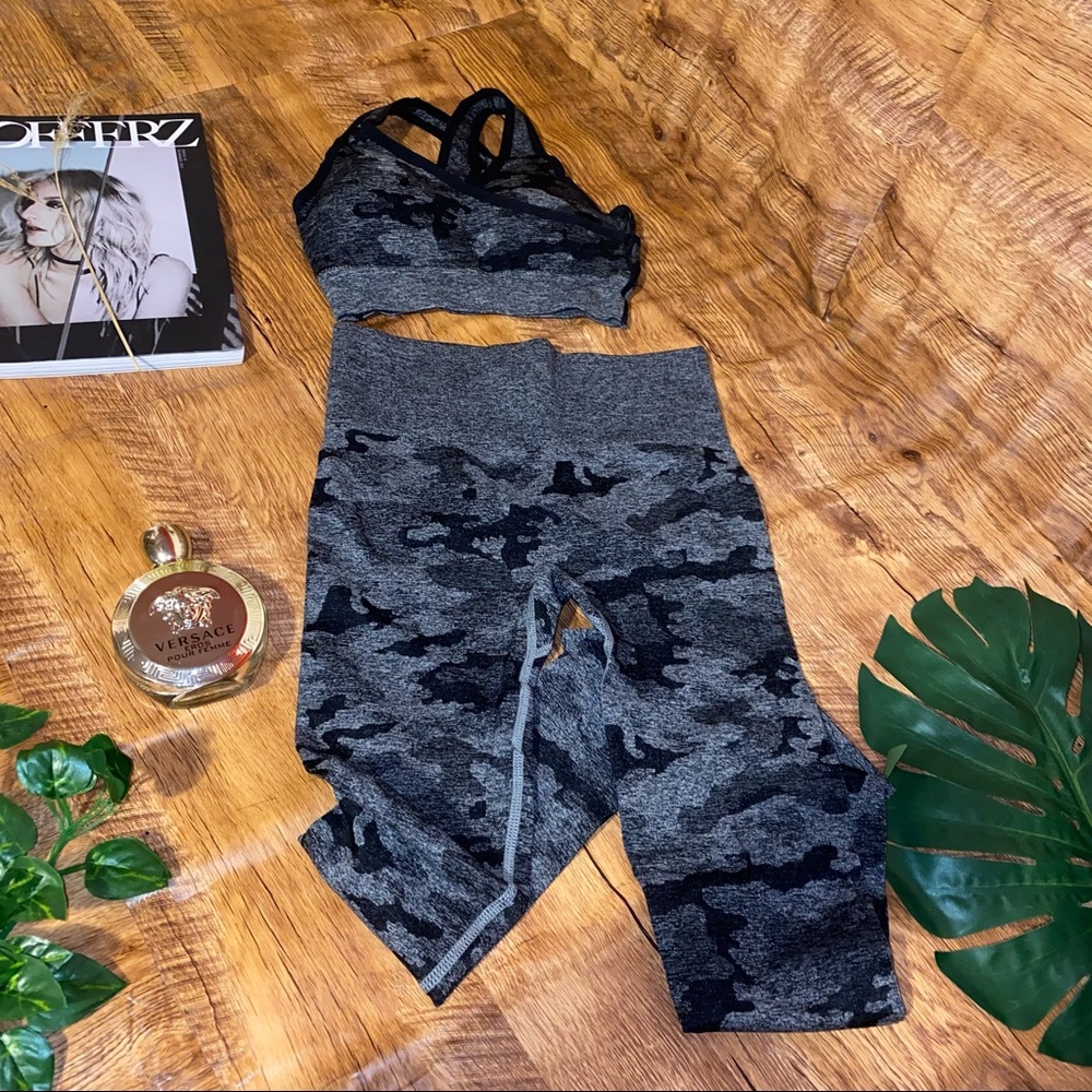 Grey camouflage gym set size S NWOT